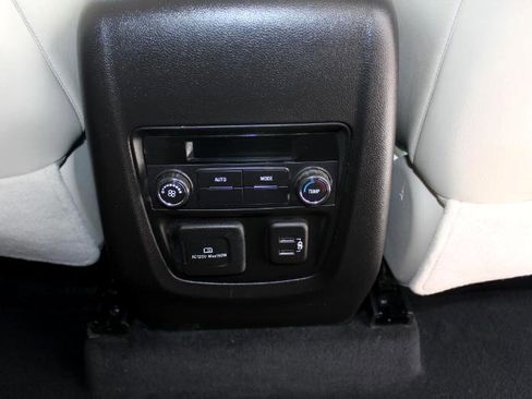 Used 2023 Buick Enclave Essence w/ Sound and Sites Package image 21