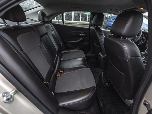 Used 2015 Chevrolet Malibu LT w/ Power Convenience Package FWD image 30