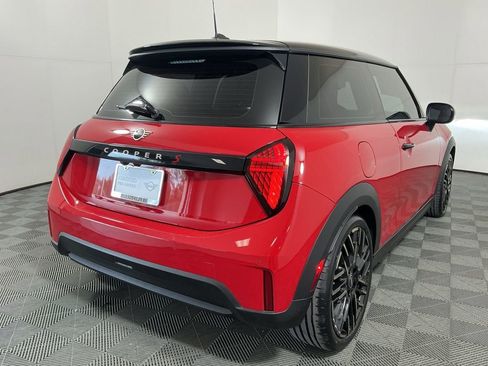 Certified 2025 MINI Cooper S image 4