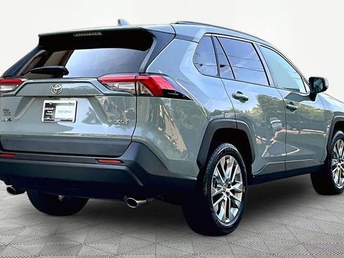Used 2021 Toyota RAV4 XLE Premium FWD image 13