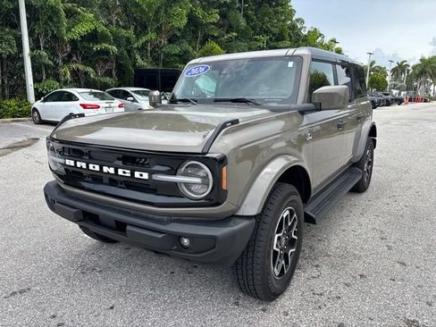 Used 2026 Ford Bronco Outer Banks AWD/4WD image 5