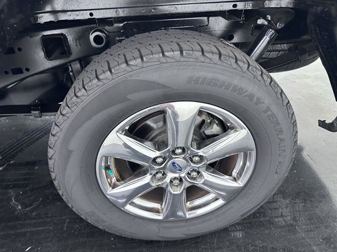 Used 2018 Ford F150 XLT w/ Equipment Group 301A Mid RWD image 31