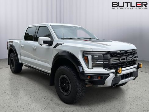 Certified 2025 Ford F150 Raptor AWD/4WD image 8