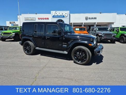 Used 2023 Jeep Wrangler Unlimited Sahara w/ Cold Weather Group AWD/4WD image 1