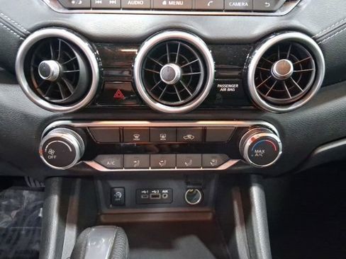 Used 2024 Nissan Sentra SV image 16