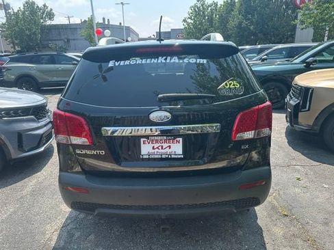 Used 2011 Kia Sorento EX w/ Premium Pkg FWD image 5