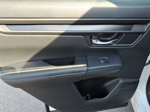 Used 2024 Honda CR-V EX image 9