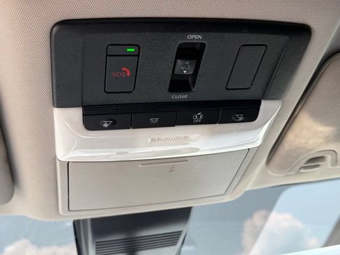 Used 2023 Nissan Altima 2.5 SR w/ SR Premium Package FWD image 27