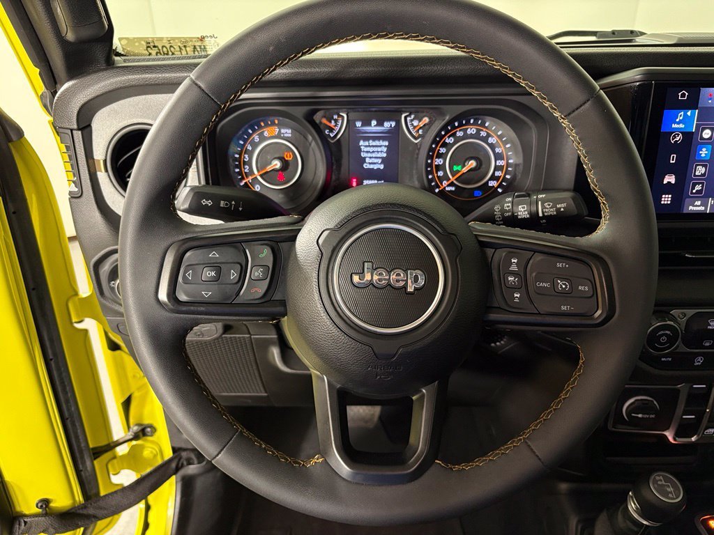 Used 2024 Jeep Wrangler Unlimited Sport AWD/4WD image 18