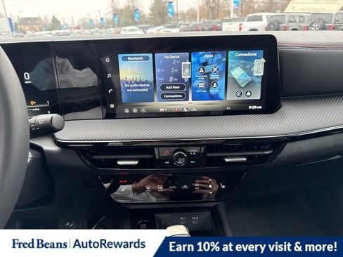 New 2026 Nissan Kicks SR w/ Cold Weather Package image 15