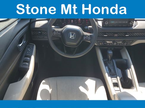 Used 2024 Honda Accord EX image 14