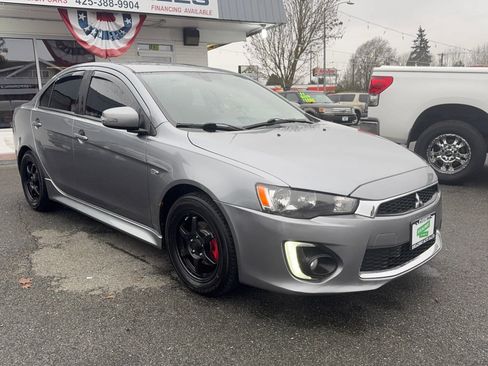 Used 2016 Mitsubishi Lancer SEL image 3