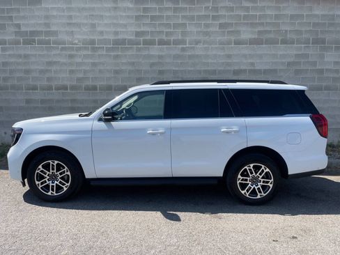 Used 2025 Ford Expedition Active AWD/4WD image 22