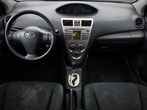 Used 2009 Toyota Yaris Sedan image 13