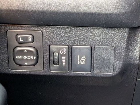 Used 2017 Toyota RAV4 LE w/ All Weather Liner Package AWD/4WD image 18