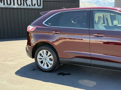 Used 2022 Ford Edge Titanium AWD/4WD image 4