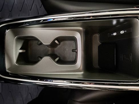 Certified 2023 Volkswagen ID.4 Pro S AWD/4WD image 15