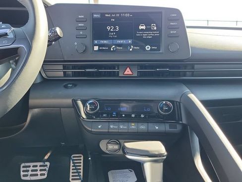 New 2026 Hyundai Elantra SEL Sport FWD image 14