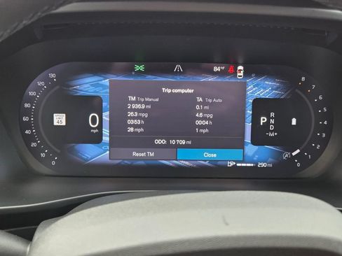 Certified 2024 Volvo XC40 B5 Core AWD/4WD image 25