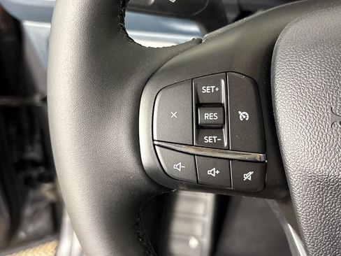 New 2026 Ford Maverick XLT w/ XLT Luxury Package FWD image 19