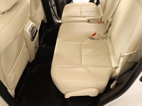 Used 2020 Lexus GX 460 Luxury w/ Off Road Package AWD/4WD image 13
