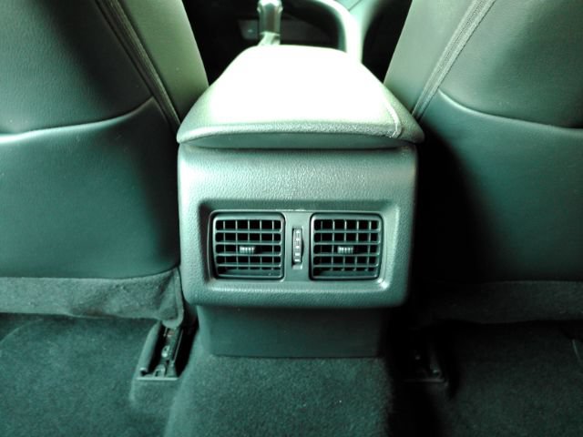 Used 2023 Toyota Camry XSE FWD image 26