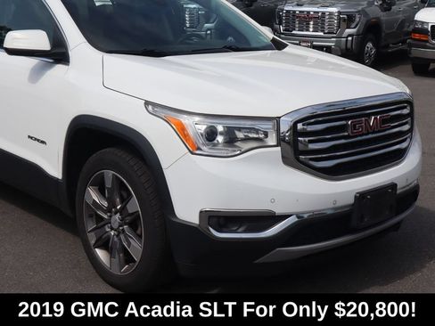 Used 2019 GMC Acadia SLT AWD/4WD image 2