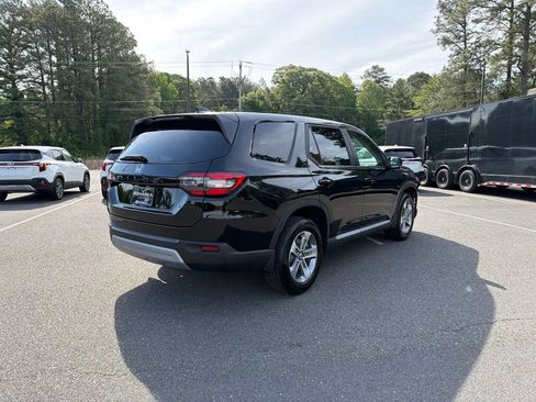Certified 2025 Honda Pilot EX-L image 5
