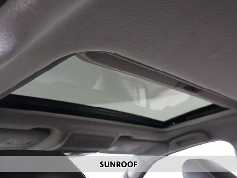 Used 2021 Nissan Frontier PRO-4X w/ Pro-4x Utility Package image 4