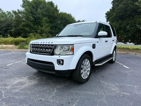 Used 2016 Land Rover LR4 AWD/4WD image 2