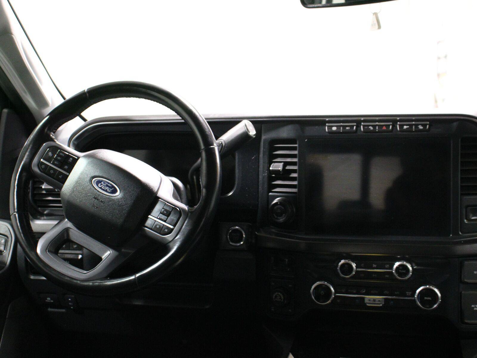 Used 2023 Ford F250 Lariat w/ Lariat Ultimate Package AWD/4WD image 4
