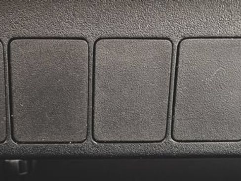 Used 2015 Toyota RAV4 LE FWD image 11