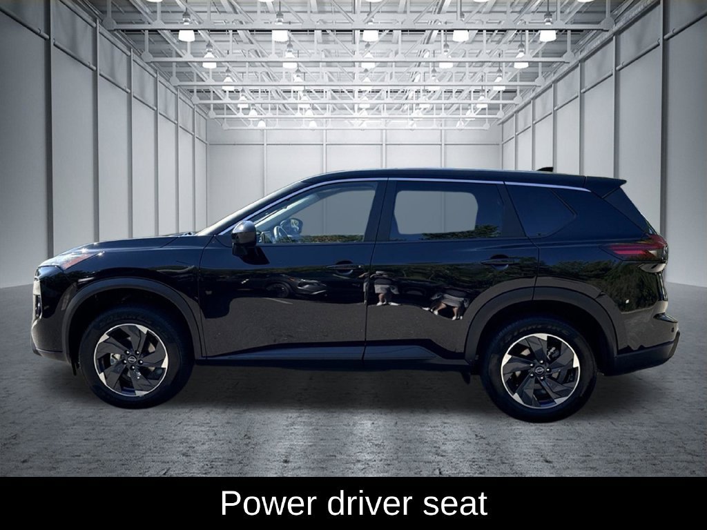 Used 2025 Nissan Rogue SV FWD image 4