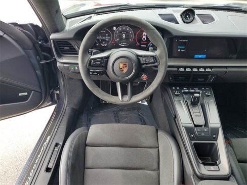 Used 2025 Porsche 911 Carrera 4 GTS image 21