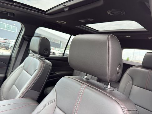 Used 2023 Chevrolet Traverse RS w/ LPO, Floor Liner Package AWD/4WD image 28