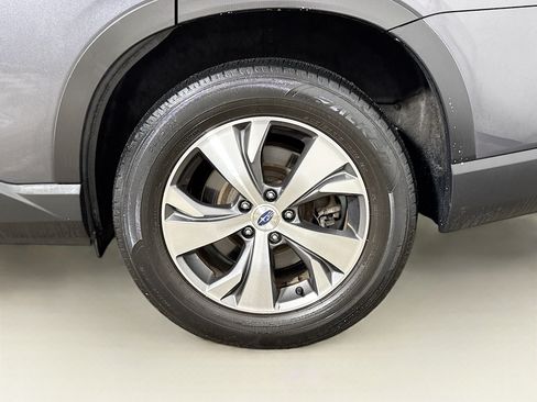 Used 2023 Subaru Ascent Premium w/ Convenience Package AWD/4WD image 29
