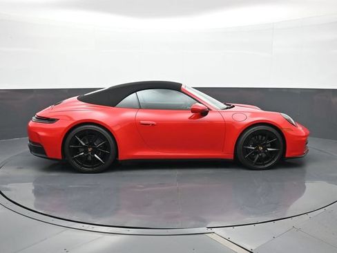 Certified 2025 Porsche 911 Carrera RWD image 18