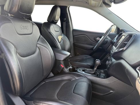 Certified 2023 Jeep Cherokee Altitude Lux image 15