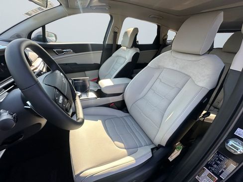New 2026 Kia Sportage SX Prestige AWD/4WD image 9
