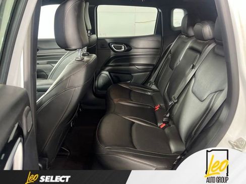 Used 2023 Jeep Compass High Altitude AWD/4WD image 9