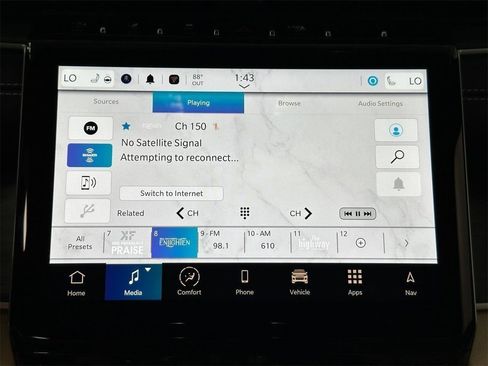 New 2024 Jeep Grand Cherokee Limited w/ Luxury Tech Group II image 15