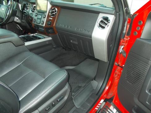 Used 2016 Ford F350 Lariat w/ Lariat Ultimate Package image 33