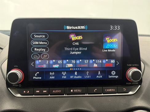 Used 2024 Nissan Sentra SV image 17