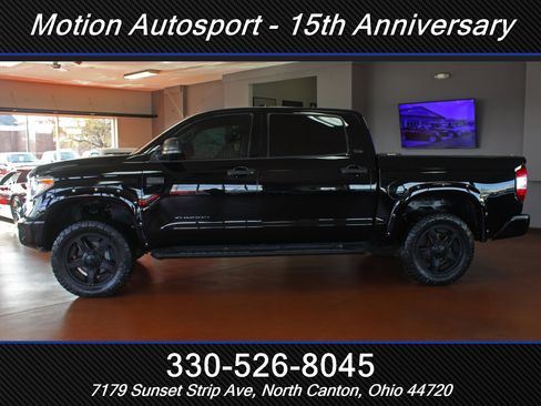 Used 2017 Toyota Tundra SR5 image 7