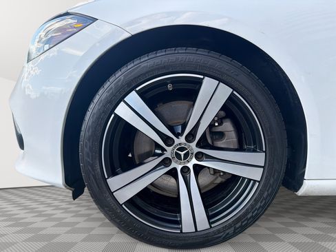 Used 2022 Mercedes-Benz C 300 Sedan image 19