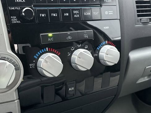 Used 2008 Toyota Tundra 4x4 Double Cab image 16