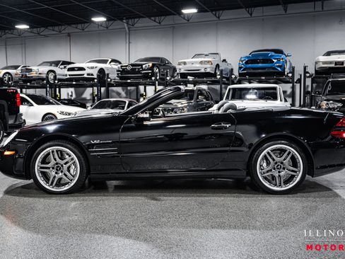 Used 2005 Mercedes-Benz SL 65 AMG image 2