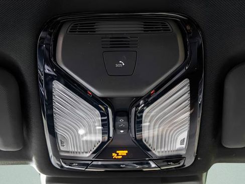 Used 2021 BMW X3 xDrive30e w/ Convenience Package image 17