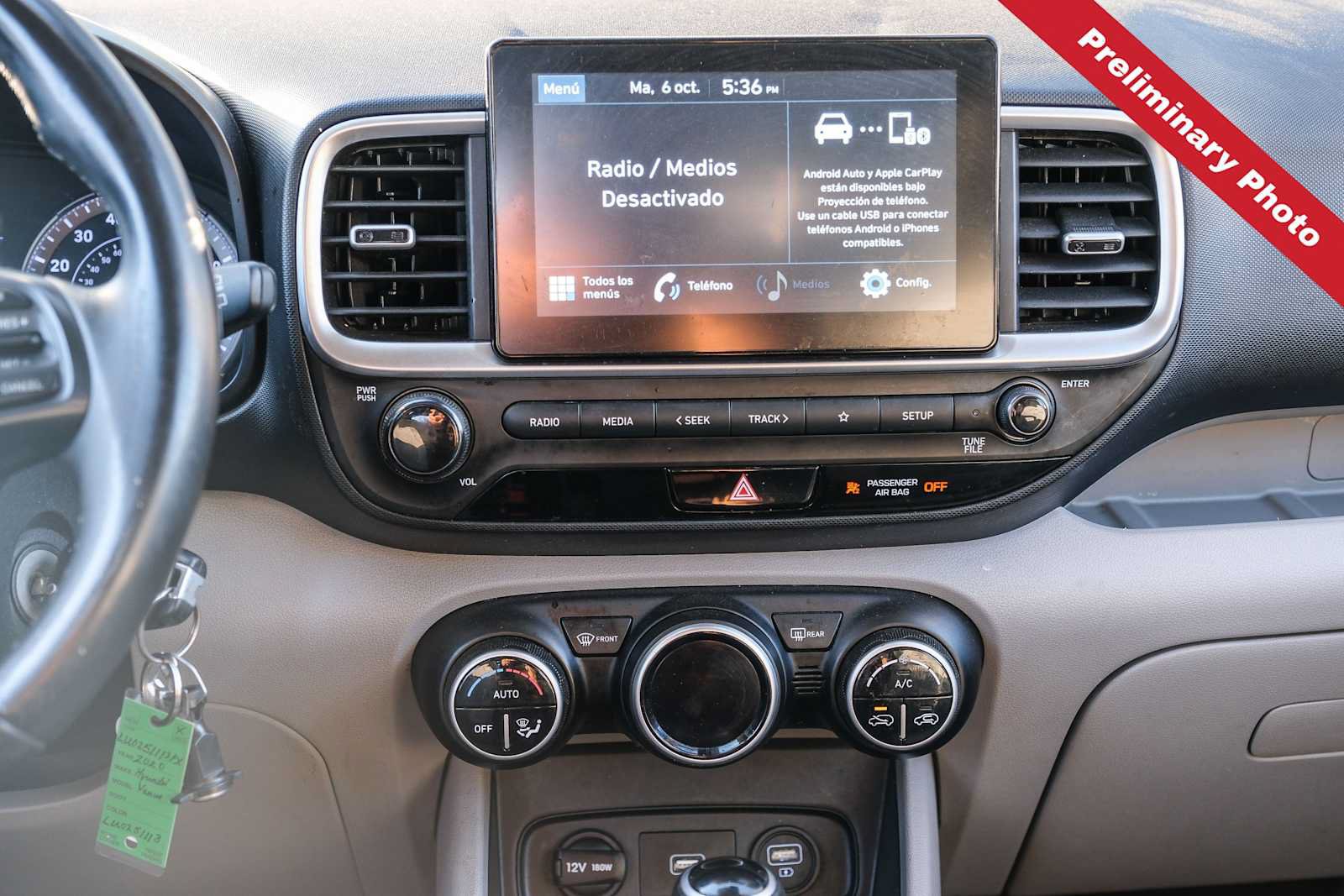 Used 2020 Hyundai Venue SEL w/ Convenience Package FWD image 9
