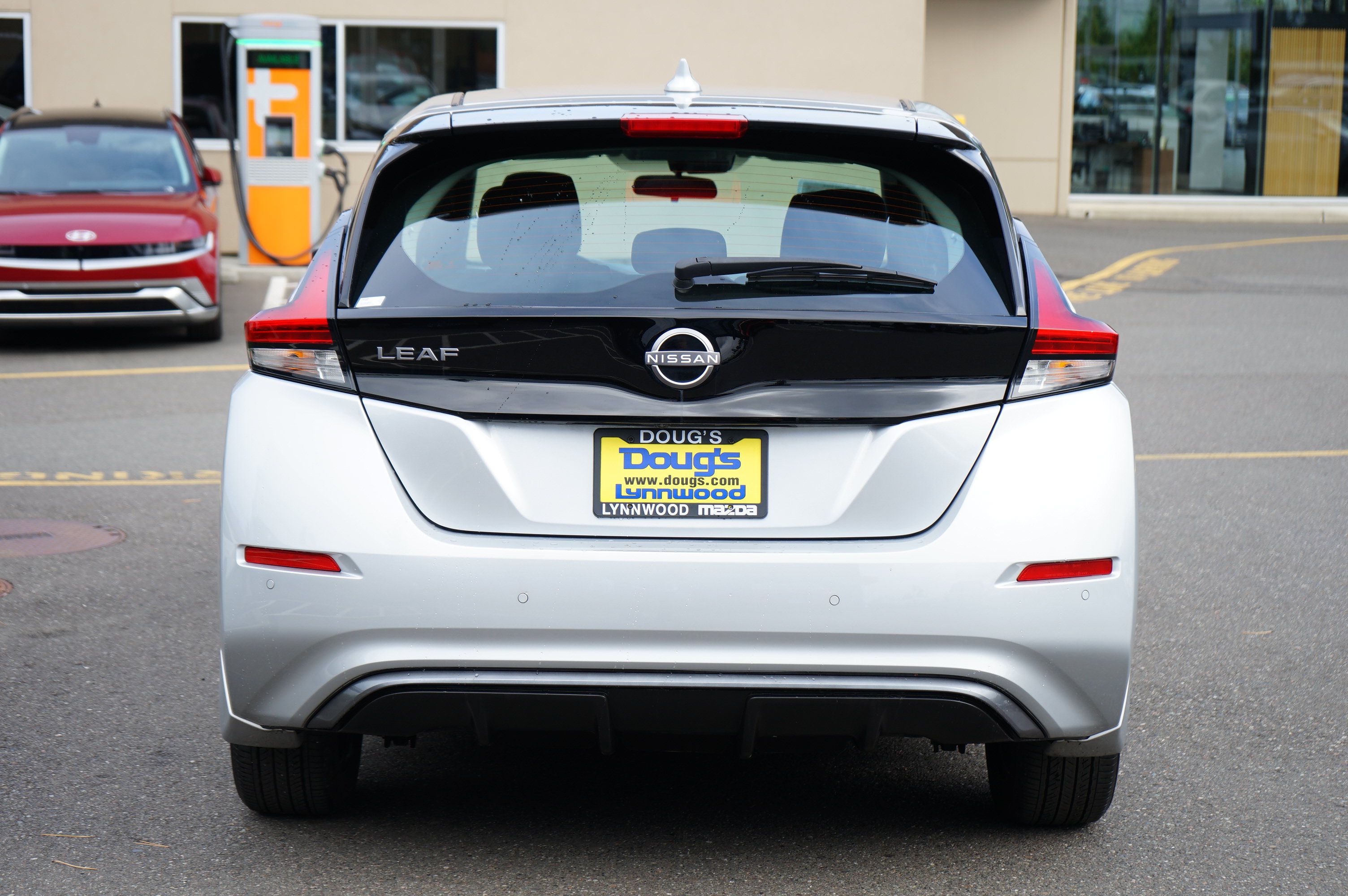 Used 2025 Nissan Leaf S FWD image 5